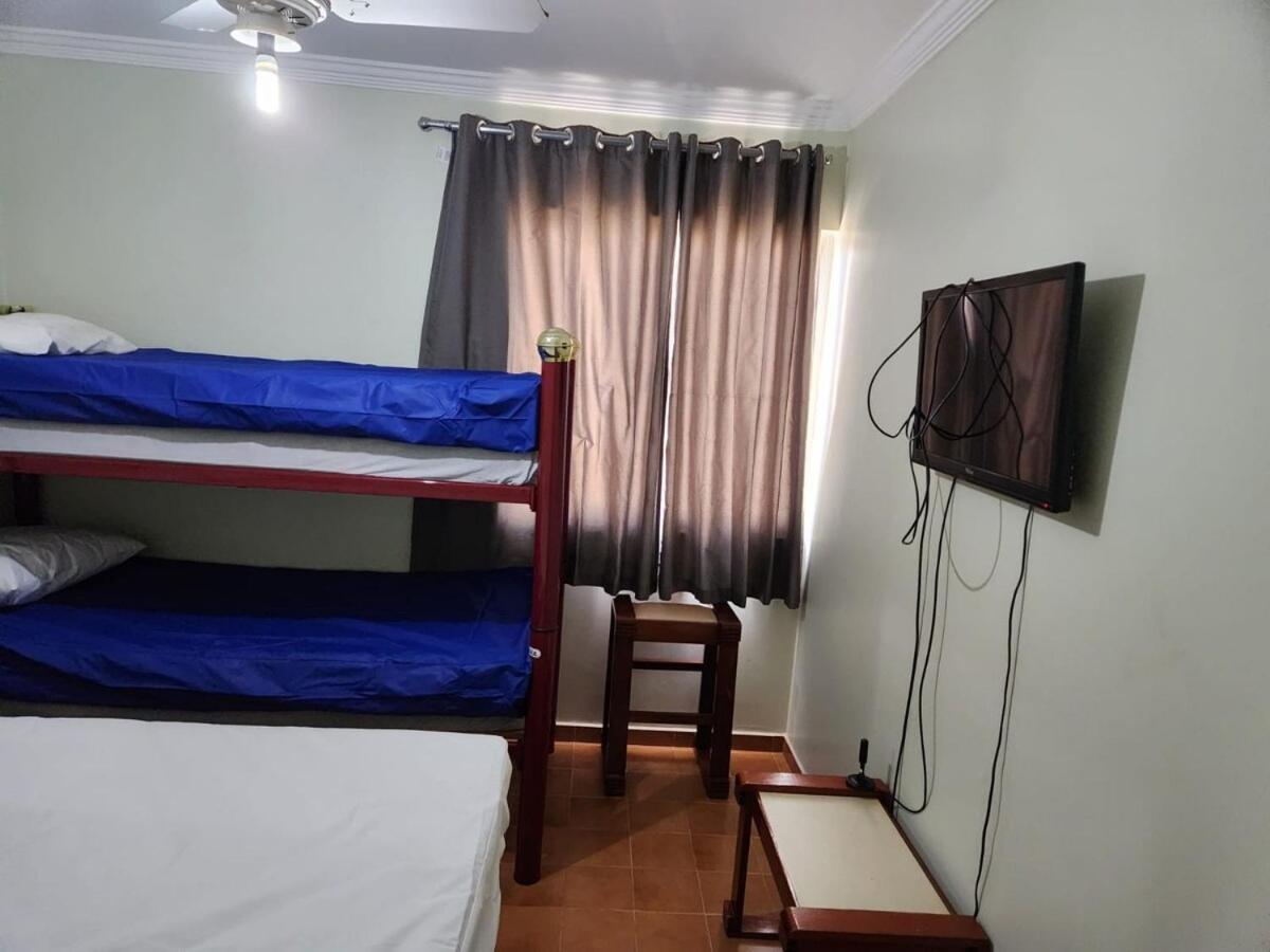 Apartamento Em Com 2 Ate 5 Pessoas