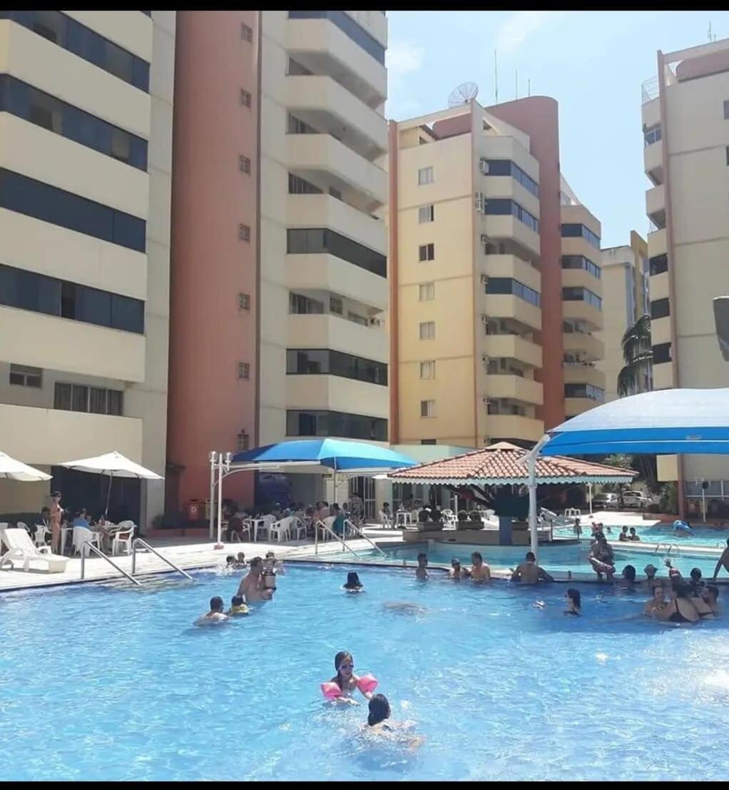 Apartamento Em Com 2 Ate 5 Pessoas Caldas Novas